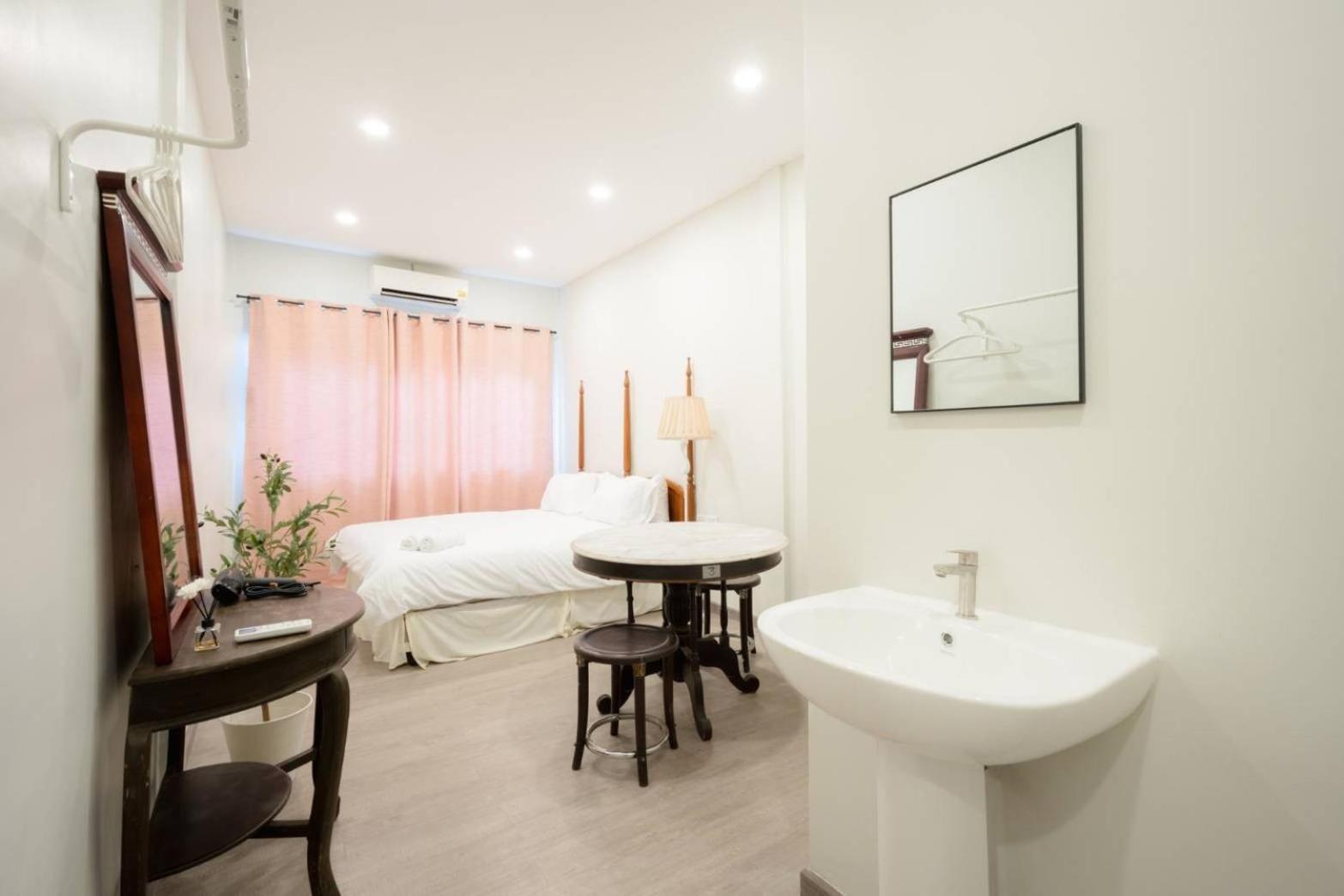 Apartamento Hidden Yaowarat Mrt Dragon Temple - ฮิดเด้น เยาวราช Mrt วัดมังกร Bangkok Exterior foto